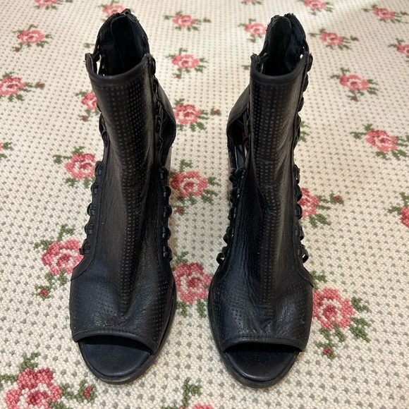 Dolce Vita Shoes - Dolce Vita Open Toed Booties